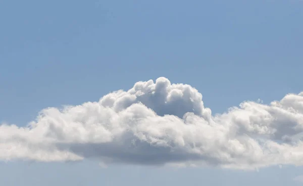 Wolken Lucht Een Zonnige Dag — Stockfoto