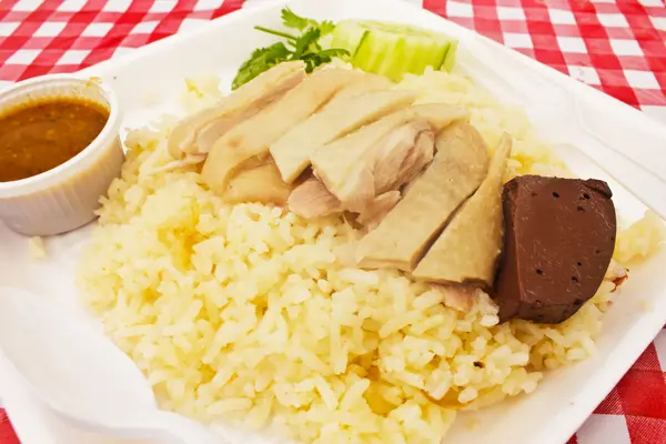 Steamed chicken rice — Stock Photo, Image