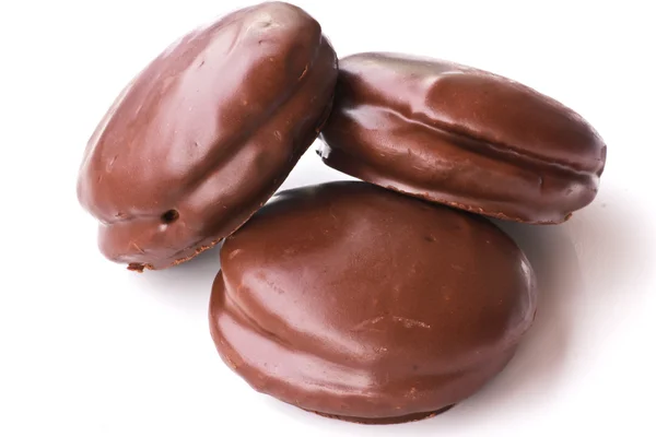 Deliciosos chocolates aislados sobre fondo blanco — Foto de Stock