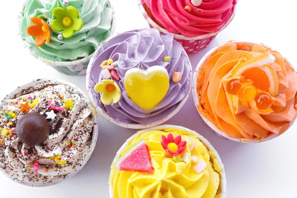 Colorato di selezione cupcake su wihte — Foto Stock