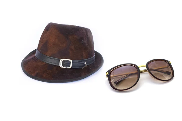 Sombrero de sol con gafas de sol y chanclas — Foto de Stock