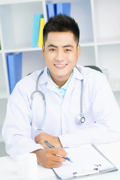 Jeune médecin — Photo
