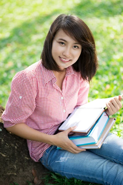 Chica de secundaria — Foto de Stock