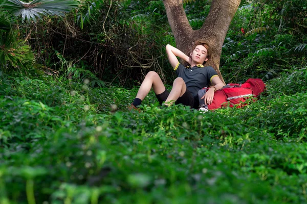 Resting tourist — Stock Photo, Image