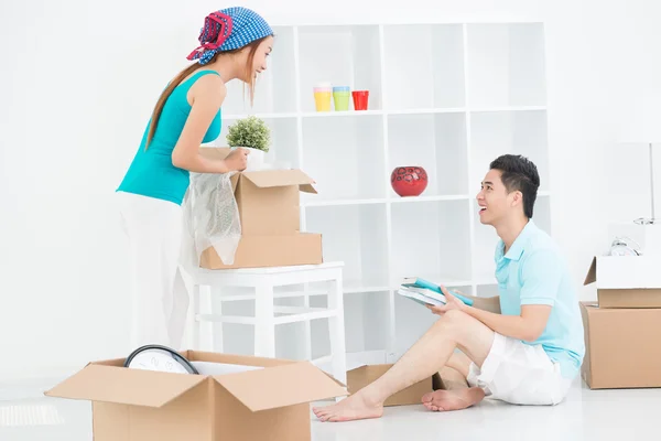 I know how to pack it! — Stock Photo, Image