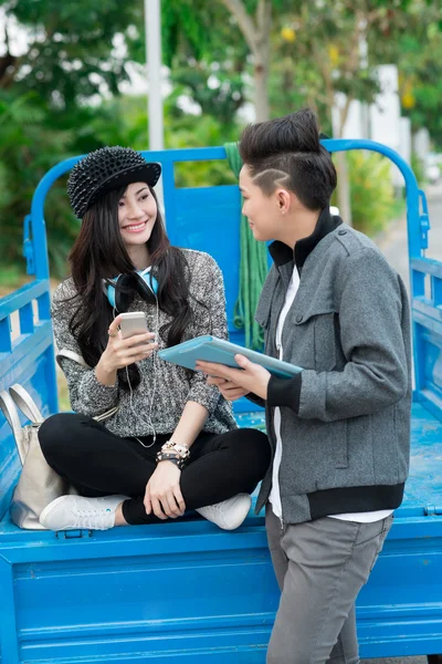 Young hipsters — Stock Photo, Image
