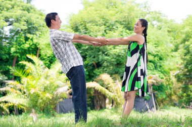 Sevgi atmosferi içinde