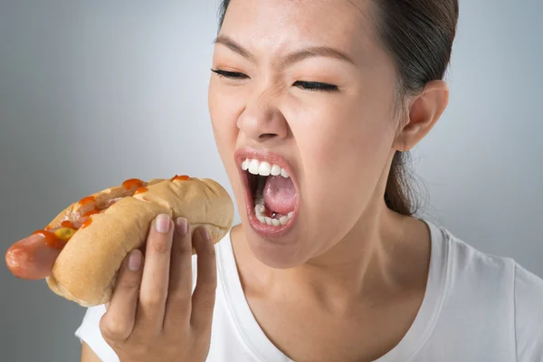 Crazy för hot-dog — Stockfoto