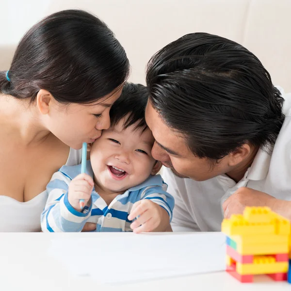 L'amore dei genitori — Foto Stock