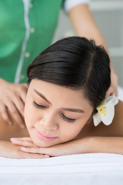 Massaging — Stock Photo, Image