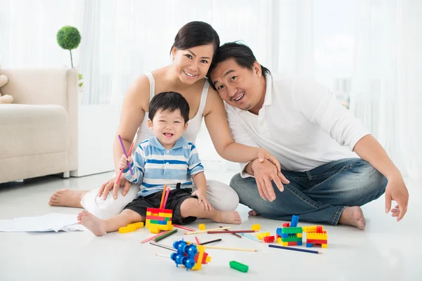 Jugando con hijo — Foto de Stock