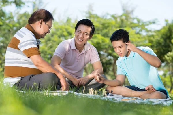 Schach spielen — Stockfoto