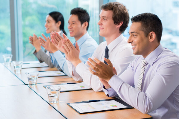 Овация бизнеса
