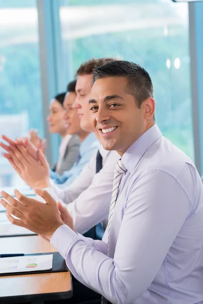 Empresário alegre — Fotografia de Stock