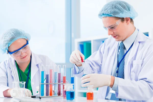 Testing in the lab — Stock Photo, Image