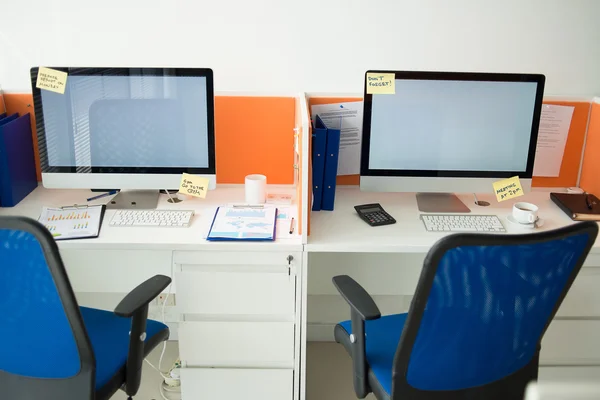 Dois locais de trabalho — Fotografia de Stock