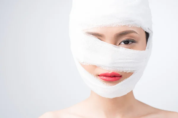 Bandage i ansiktet — Stockfoto