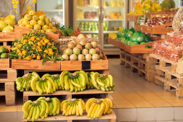 Frukt stormarknad — Stockfoto