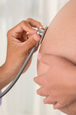 gelecekteki bir çocuğun kalp atışı