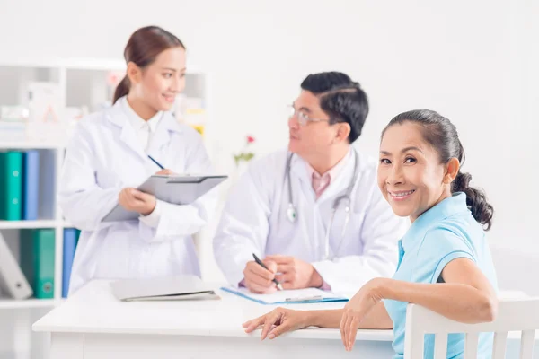 At a doctor's — Stock Photo, Image