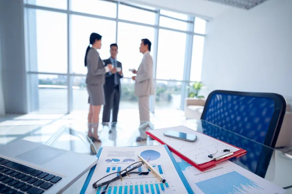 Modernes Geschäft — Stockfoto