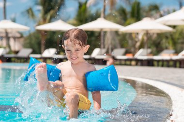 sıçramasına çocuk