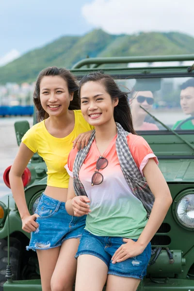 Dos chicas guapas — Foto de Stock