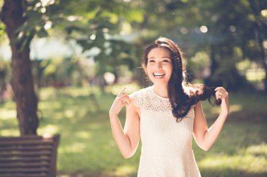 Çekici Genç Kadın