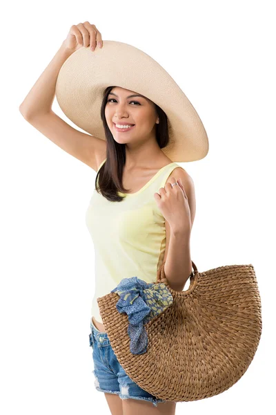 Mujer con bolsa de playa — Foto de Stock