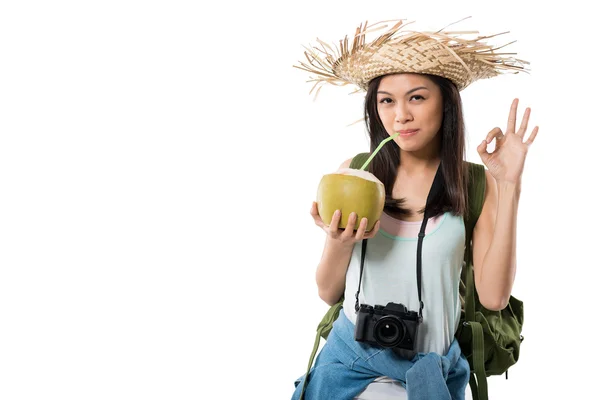 Disfrutando de una copa — Foto de Stock