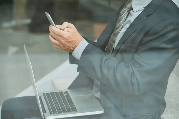 Texting Sms While Working With Laptop — Stock Photo, Image