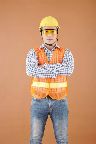 Porträt eines selbstbewussten Bauunternehmers — Stockfoto