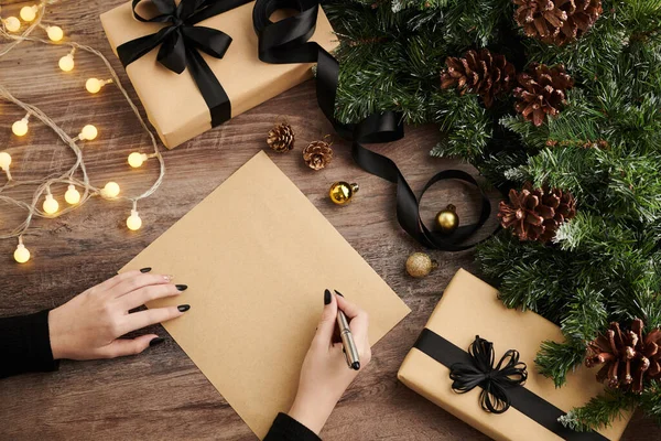 Woman Writing Christmas Letter — Stock Photo, Image