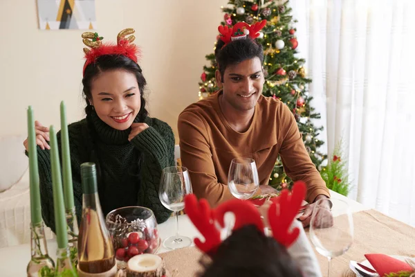 Couple at Christmas Dinner — Foto Stock
