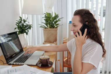 Project Manager Calling UI Designer