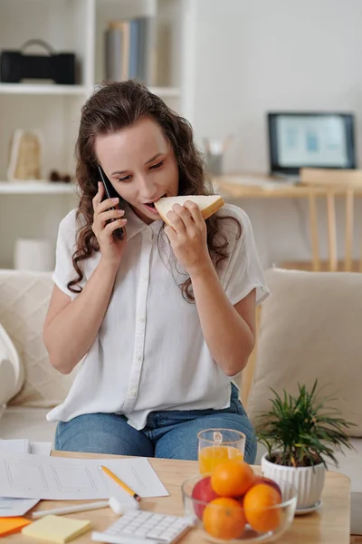 Freelance UI Designer Talking on Phone — ストック写真