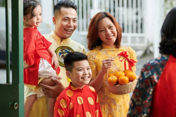 Visiting Family for Lunar New Year — Stock Photo, Image