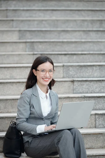 Happy Young Businesswoman — Stock Photo, Image