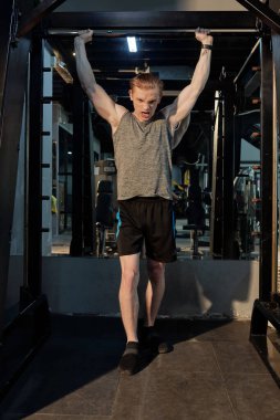 Ağır ağırlık kaldırma atlet