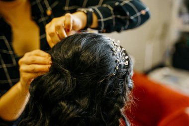 Gelin düğünü saç hazırlığı