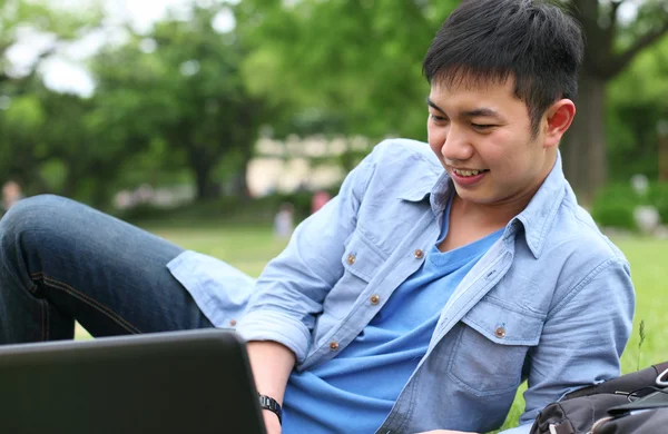 College student with laptop — Stock Photo, Image