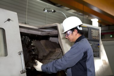 cnc makine mekanik teknisyeni