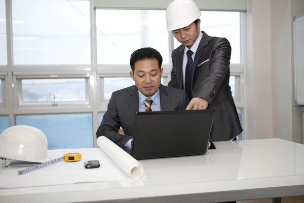 Architects working on planning — Stock Photo, Image