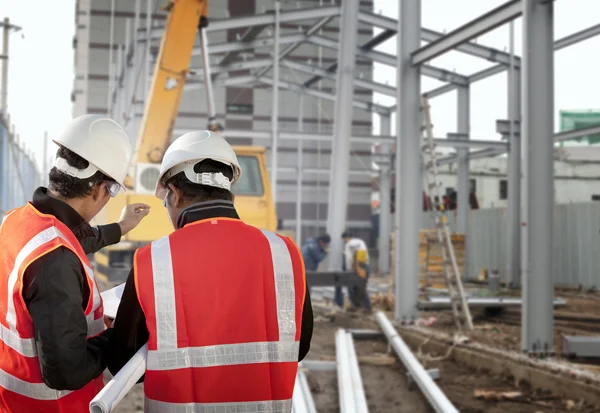 Trabajadores de la construcción —  Fotos de Stock