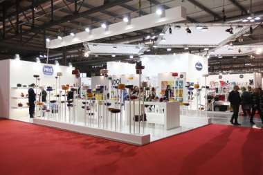 Mobilya ve ev aksesuarları ziyaret macef at standları