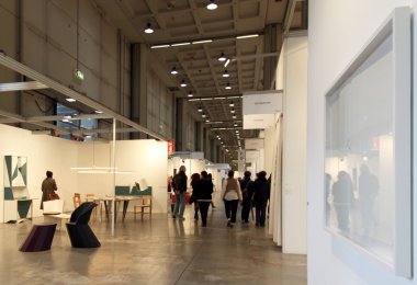 modern ve çağdaş Uluslararası Sergisi