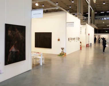 modern ve çağdaş Uluslararası Sergisi