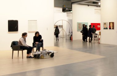 modern ve çağdaş Uluslararası Sergisi