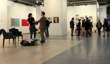 modern ve çağdaş Uluslararası Sergisi