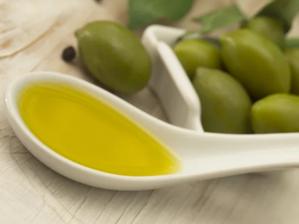 Olive oil — Stock Photo, Image